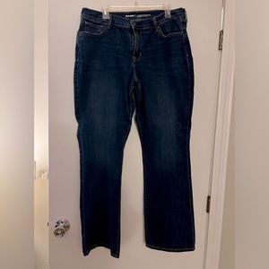 Old Navy Curvy Mid-Rise Jeans, Size 16